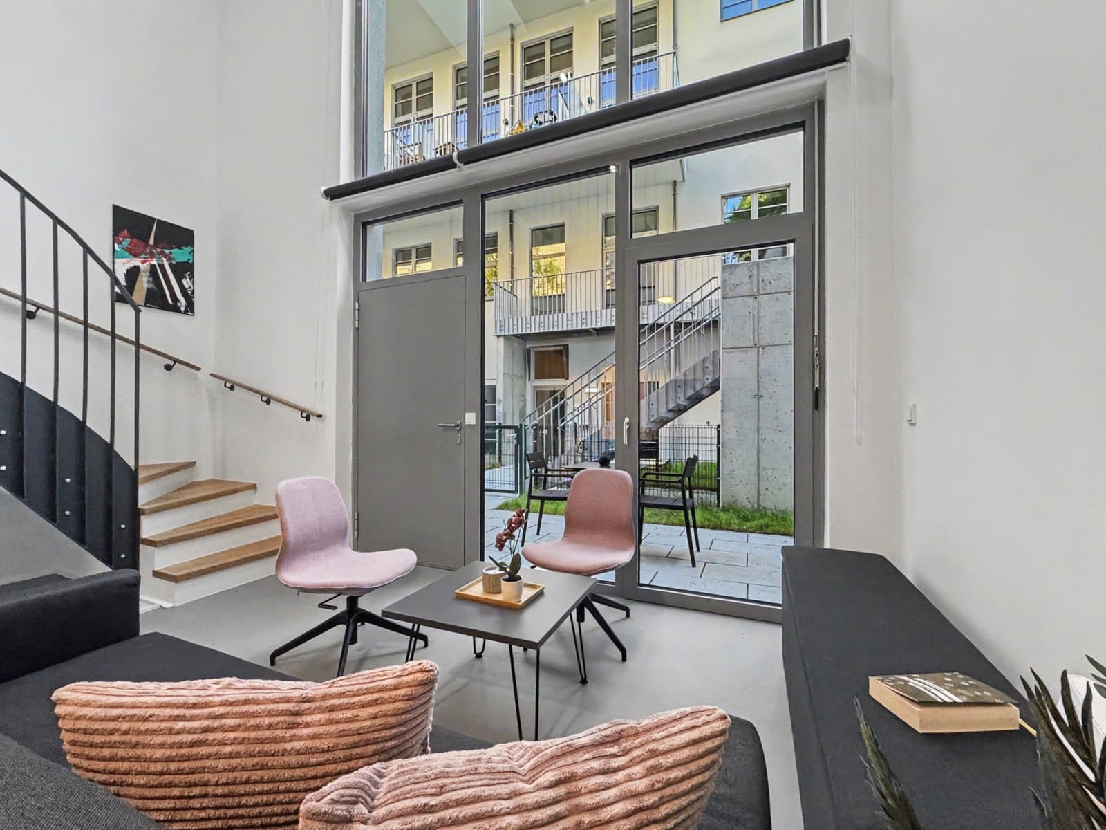 Bauhaus-Maisonette Wien — Garten & Terrasse | Pitkagasse 4 — Foto 4