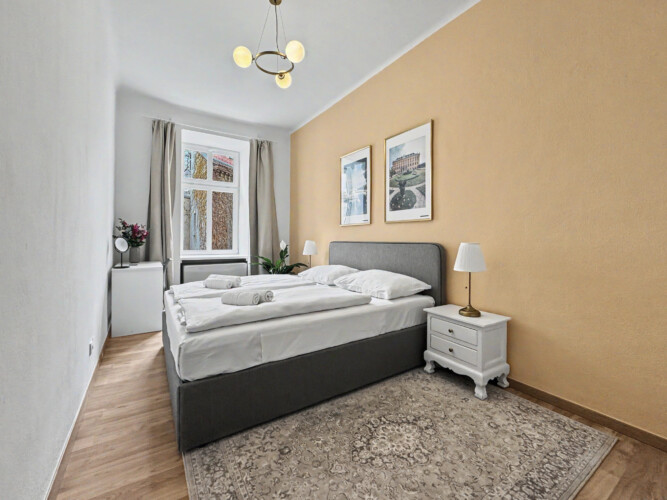 Convertible sofa bed for additional guests in spacious Vienna holiday rental